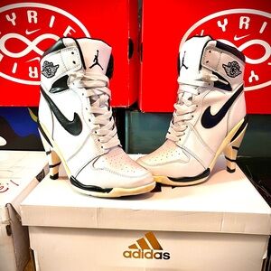 Air Jordan One High Heels Boots Woman Size 6.5 🔥🔥🔥🔥🔥🔥 Early 2000s